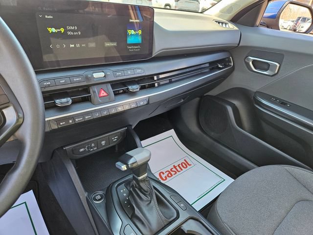 Used 2025 Kia K4 FWD image 23