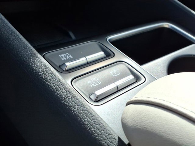 Used 2024 Hyundai Sonata SEL w/ Convenience Package image 15