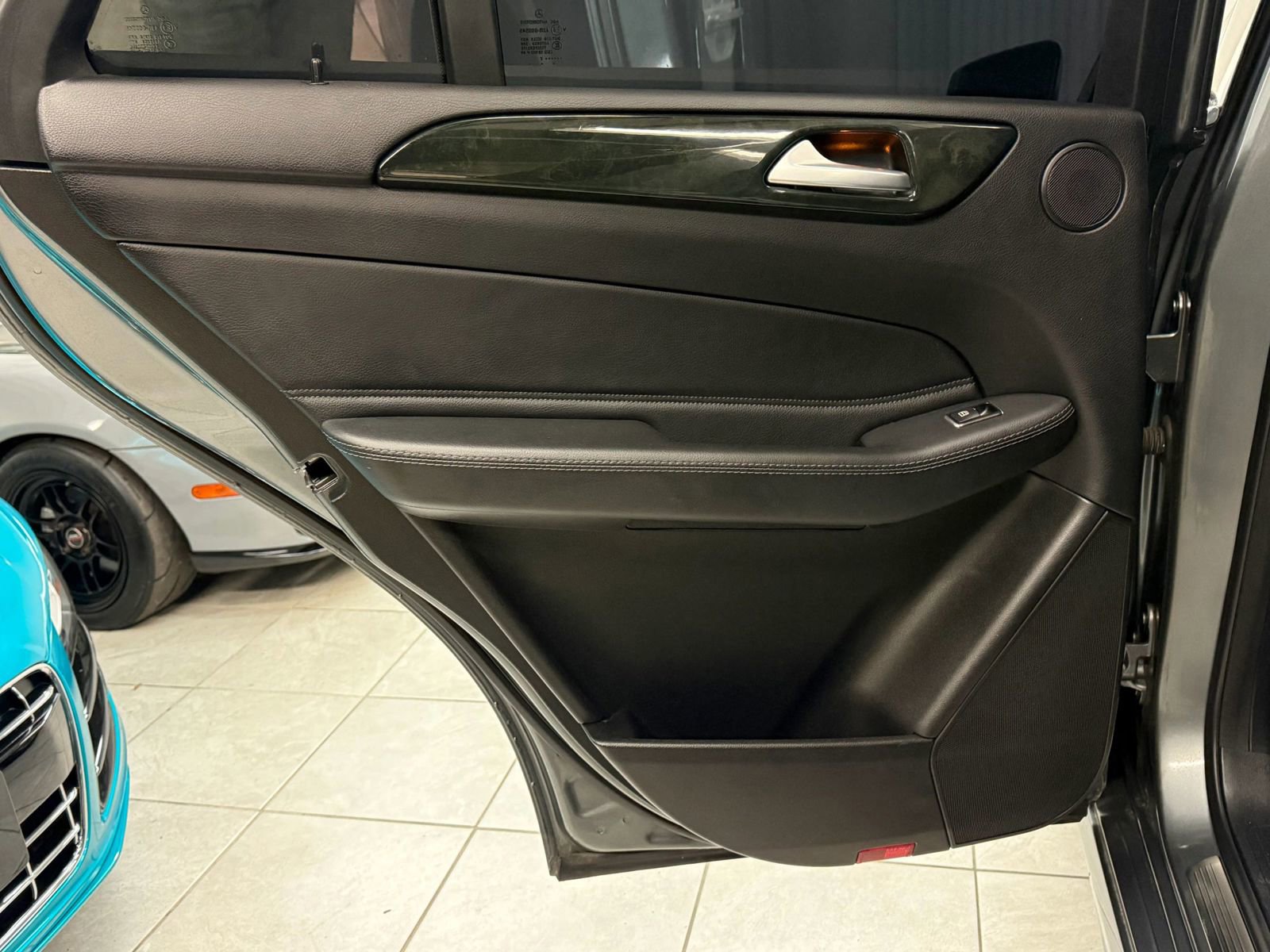 Used 2017 Mercedes-Benz GLE 350 w/ Premium 1 Package image 16