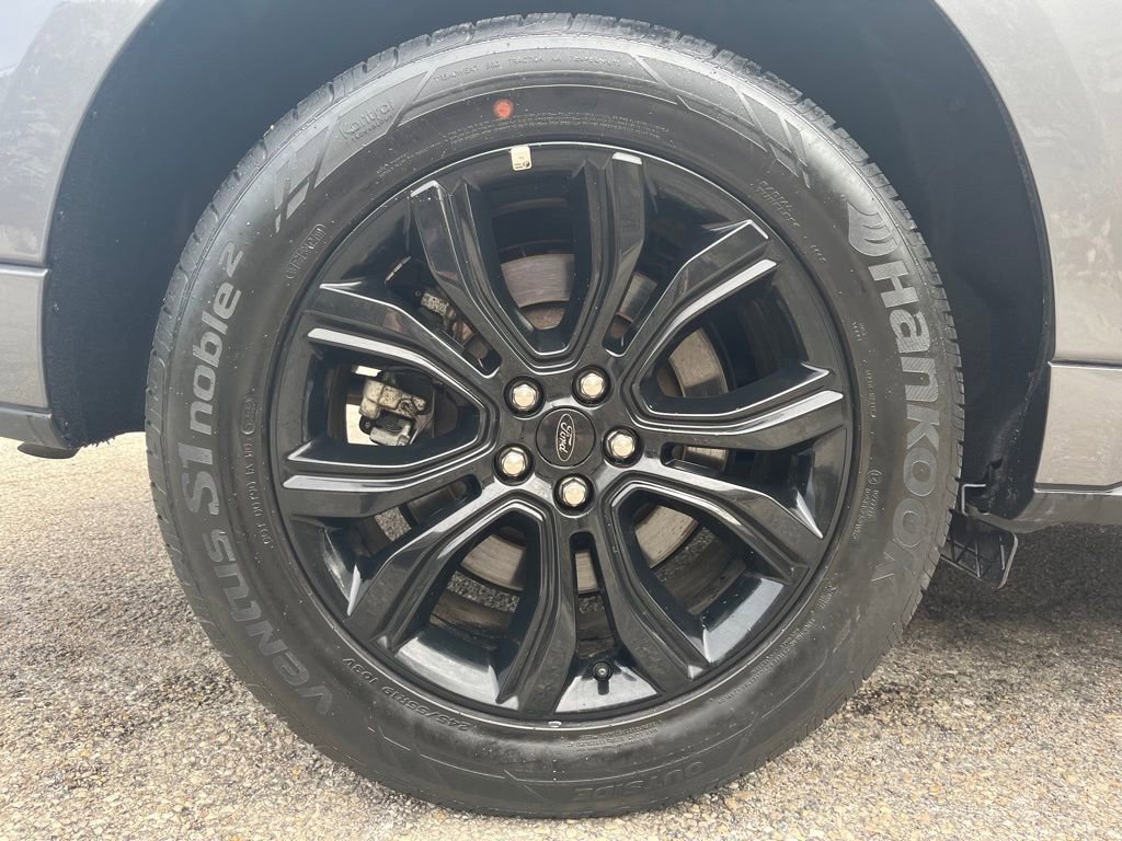 Certified 2023 Ford Edge SE w/ Black Appearance Package image 21