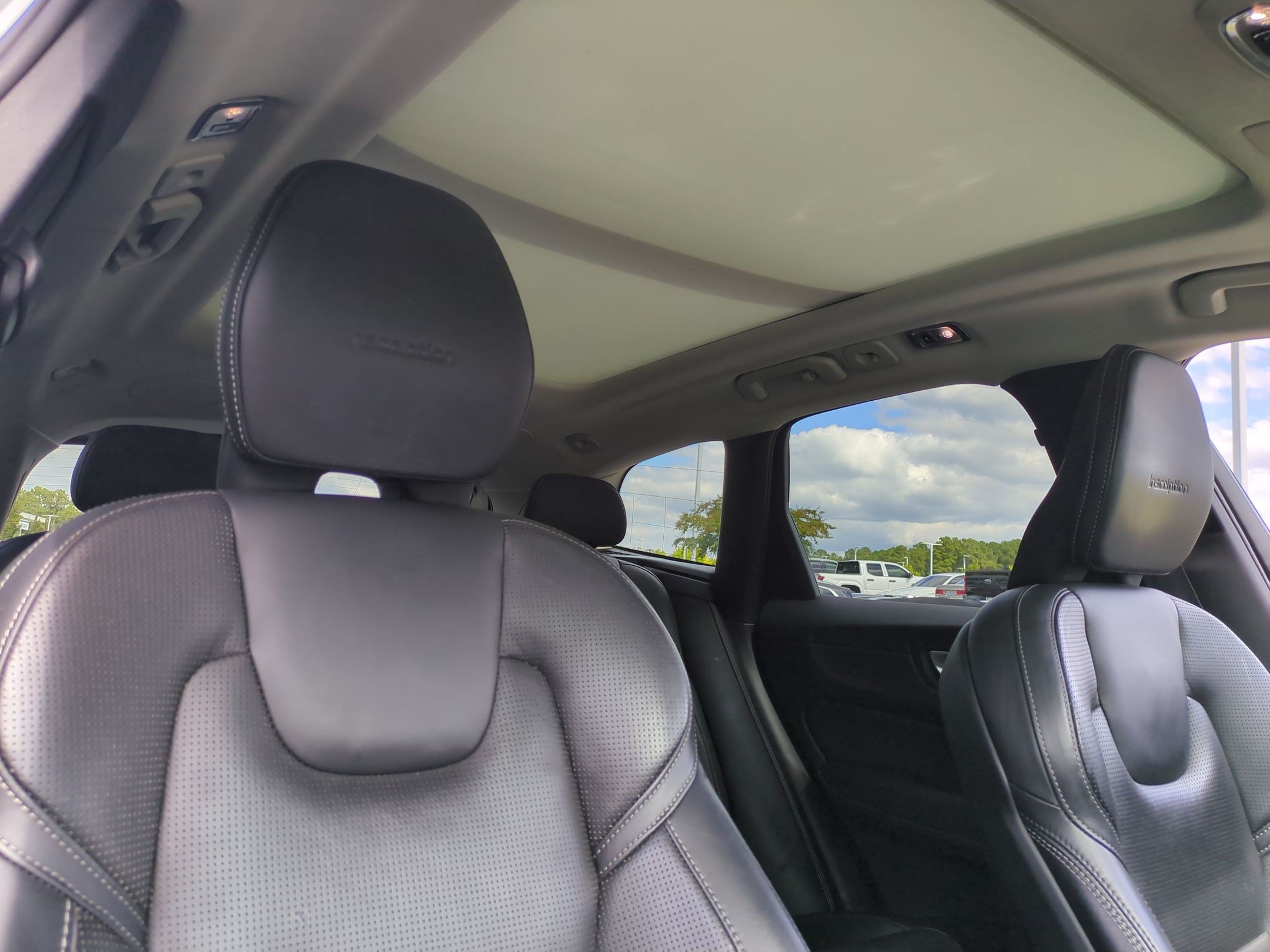 Used 2020 Volvo XC60 T5 Inscription w/ Protection Package Premier FWD image 32