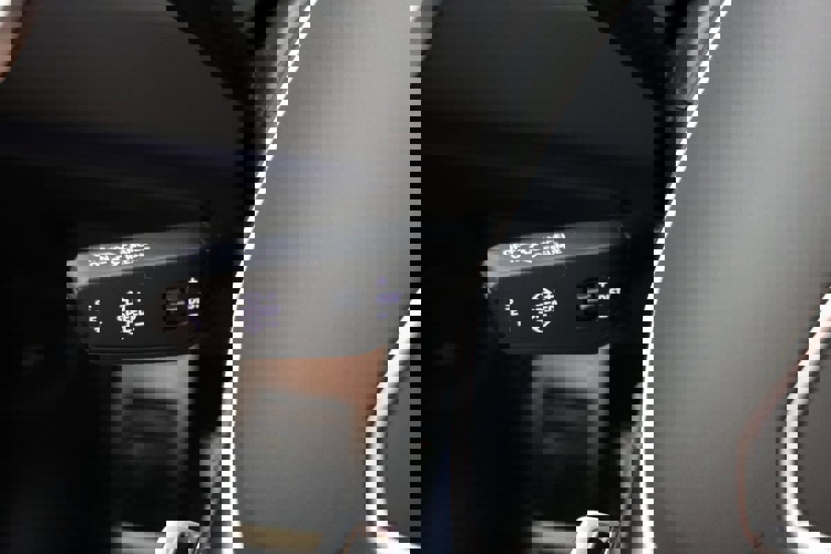 Used 2023 Audi RS 6 w/ Driver Assistance Package image 27