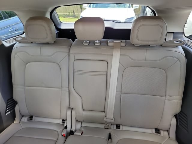 Certified 2022 Lincoln Corsair Reserve FWD image 11