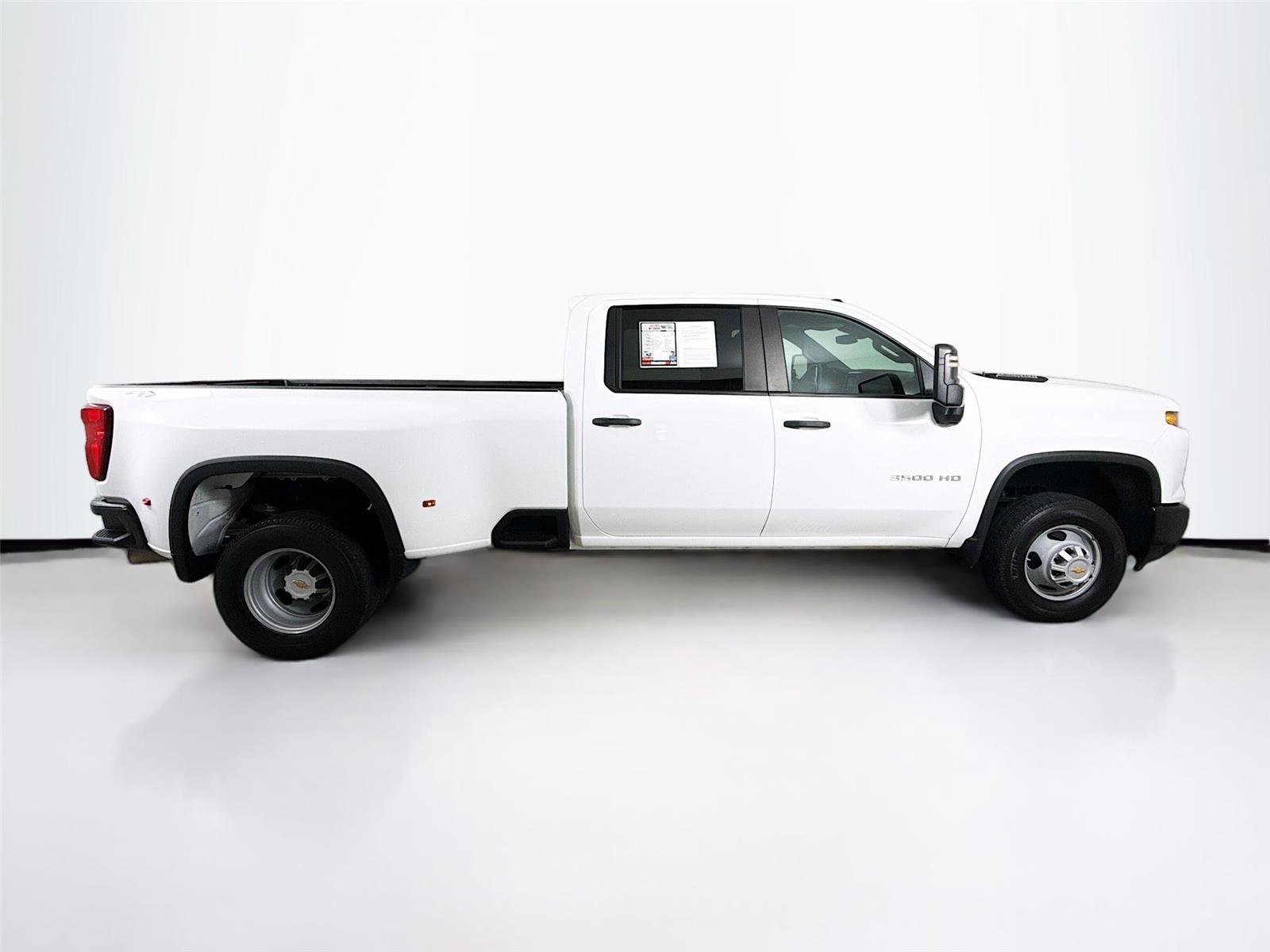 Used 2024 Chevrolet Silverado 3500 W/T image 28