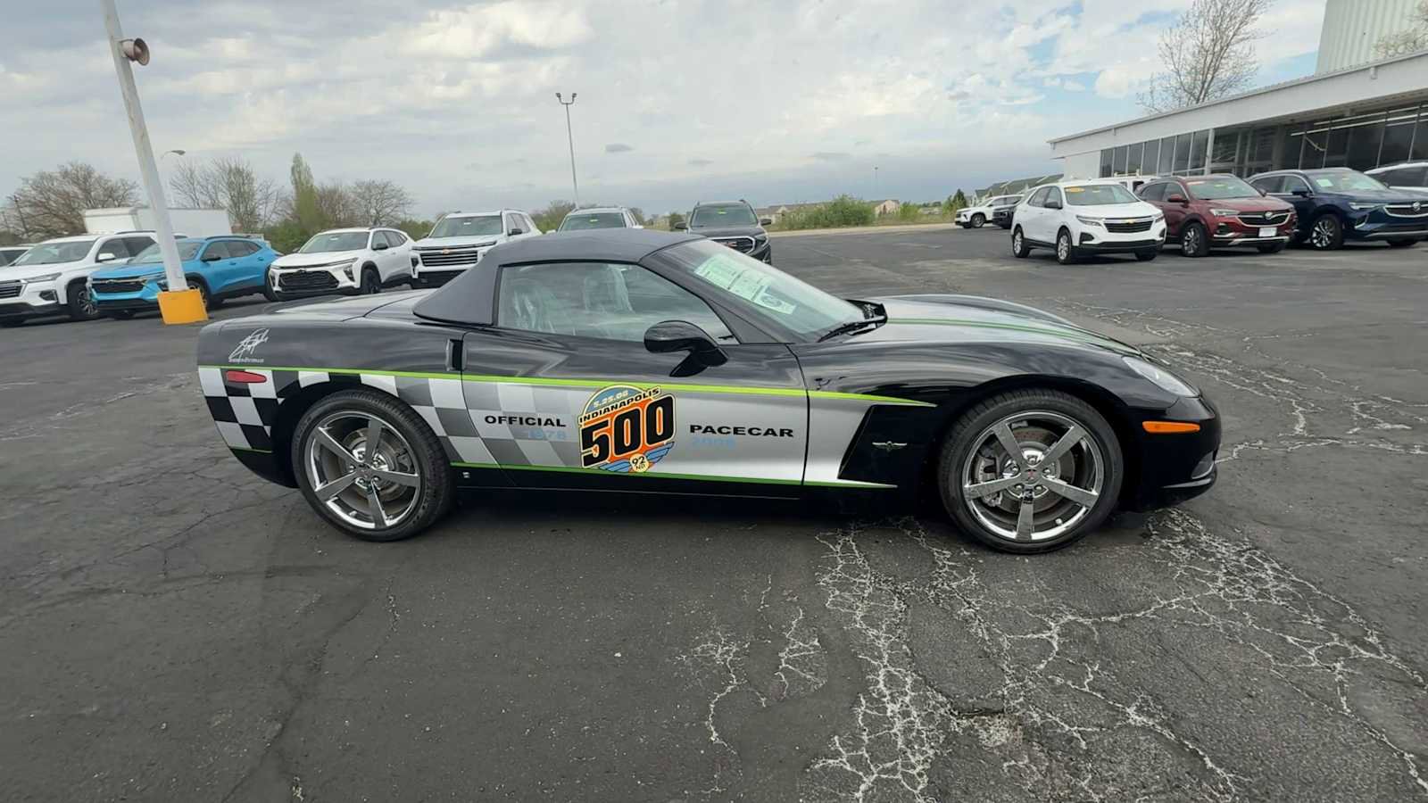 Used 2008 Chevrolet Corvette Convertible w/ Preferred Equipment Group RWD image 2