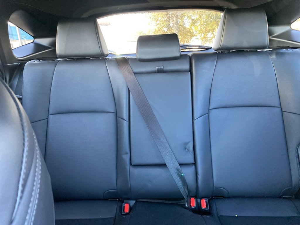 Used 2022 Toyota Venza XLE image 28