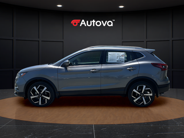 Used 2022 Nissan Rogue Sport SL AWD/4WD image 2
