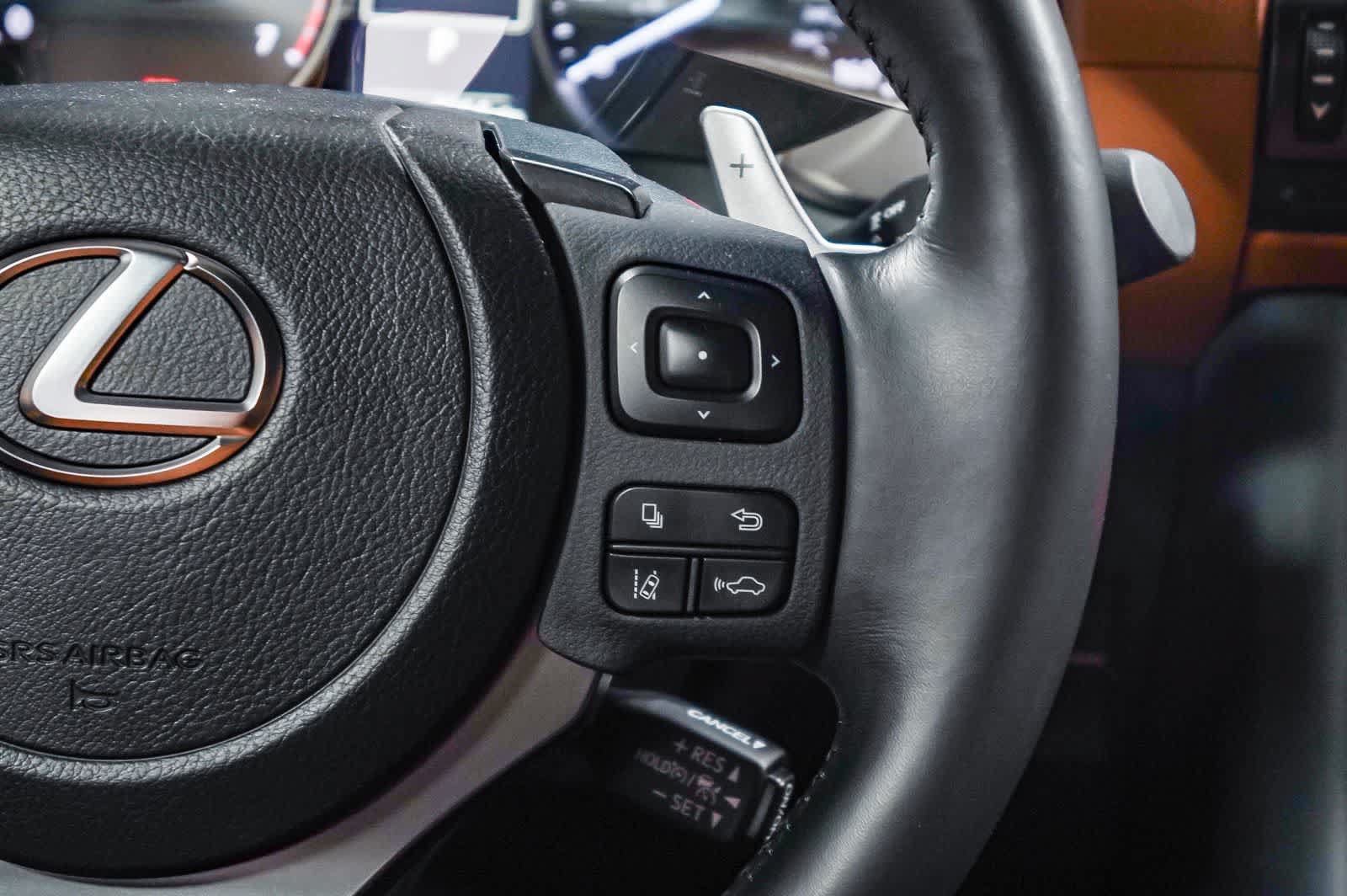 Used 2025 Lexus IS 300 F Sport RWD image 17