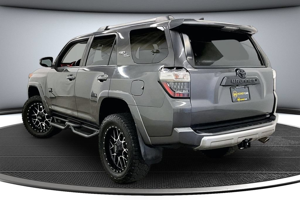 Used 2018 Toyota 4Runner TRD Off-Road AWD/4WD image 4