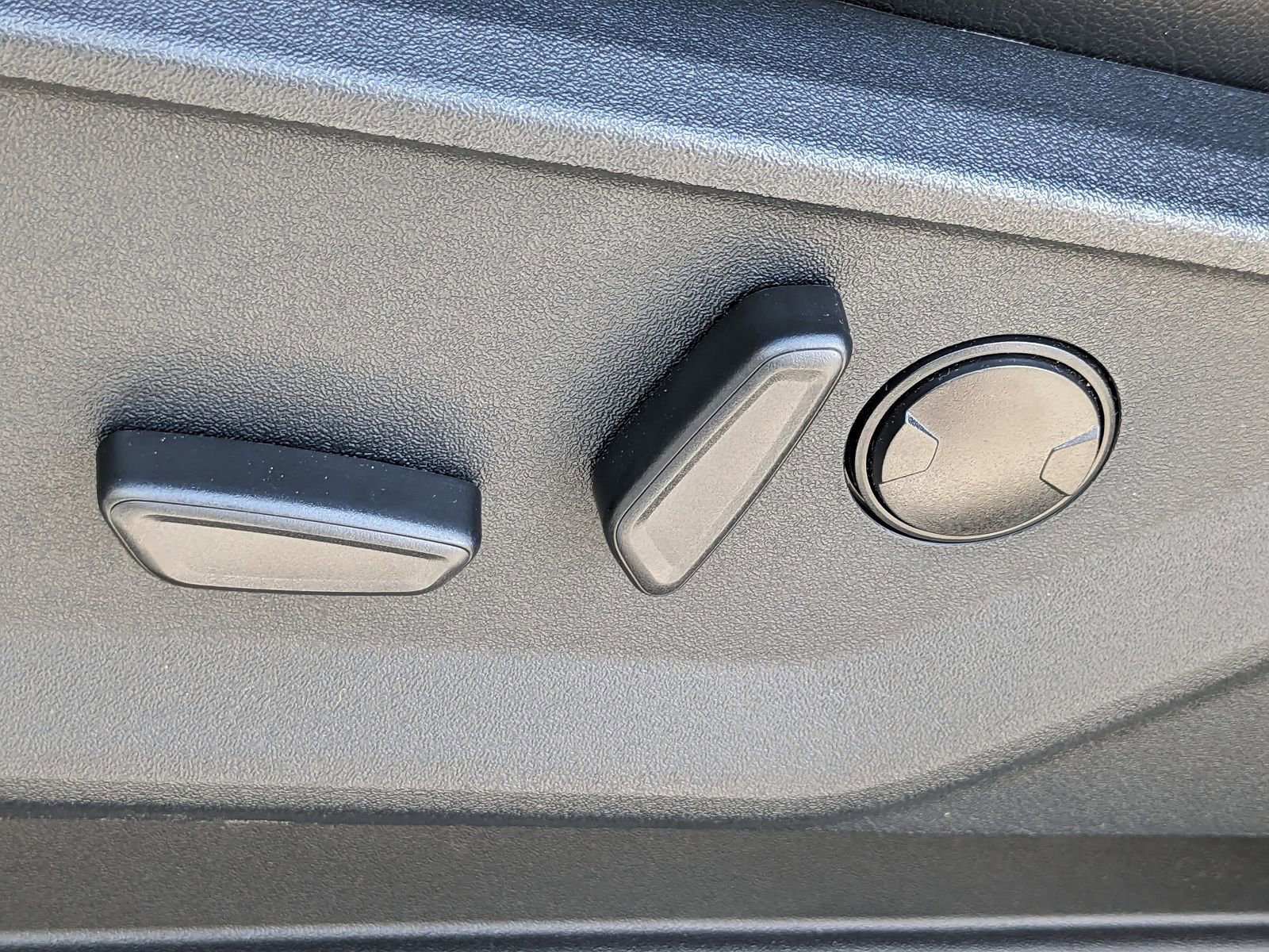 New 2025 Ford F150 XLT w/ Equipment Group 302A MID AWD/4WD image 19