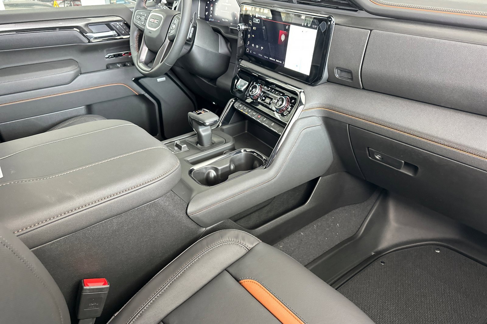 New 2026 GMC Sierra 1500 AT4 w/ Technology Package image 16