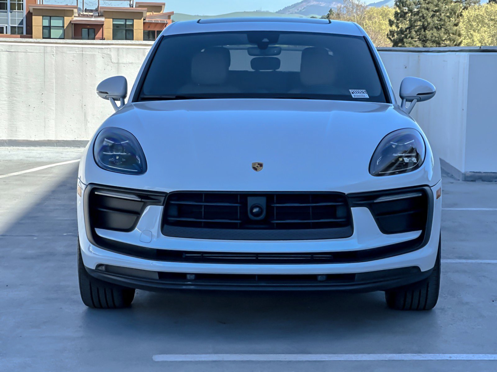 Certified 2023 Porsche Macan image 11