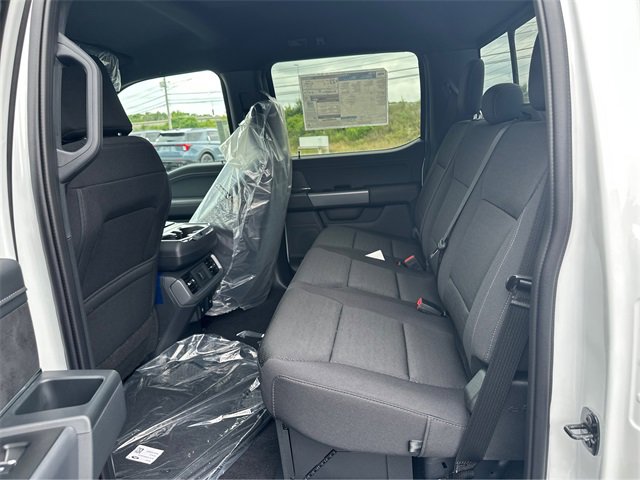 New 2025 Ford F150 XLT w/ Equipment Group 302A MID image 10
