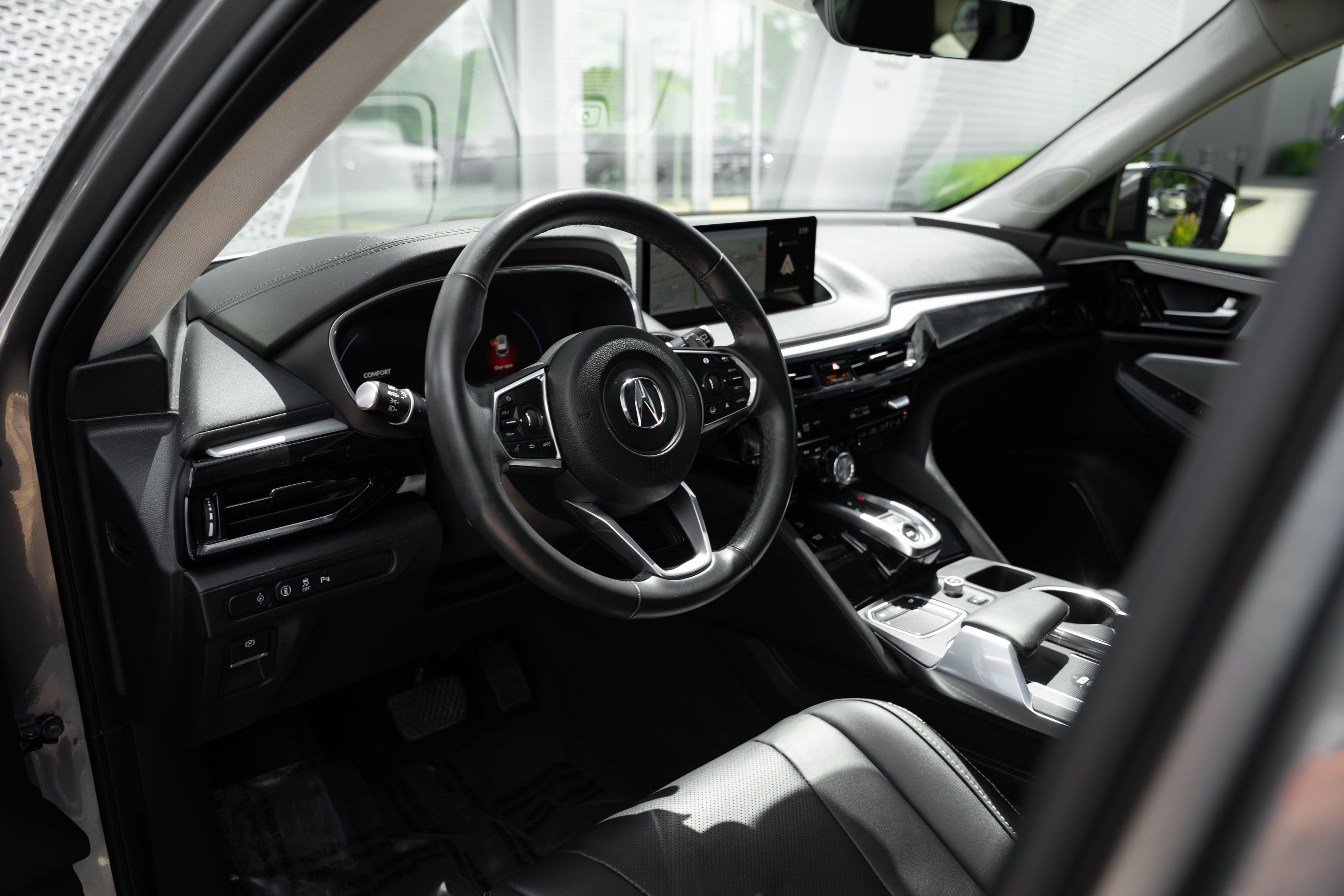Used 2024 Acura MDX SH-AWD w/ Technology Package image 10