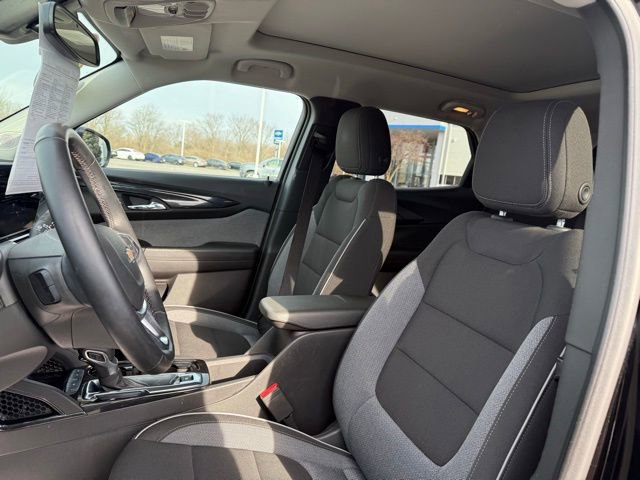 Used 2024 Chevrolet TrailBlazer LT w/ Convenience Package image 14