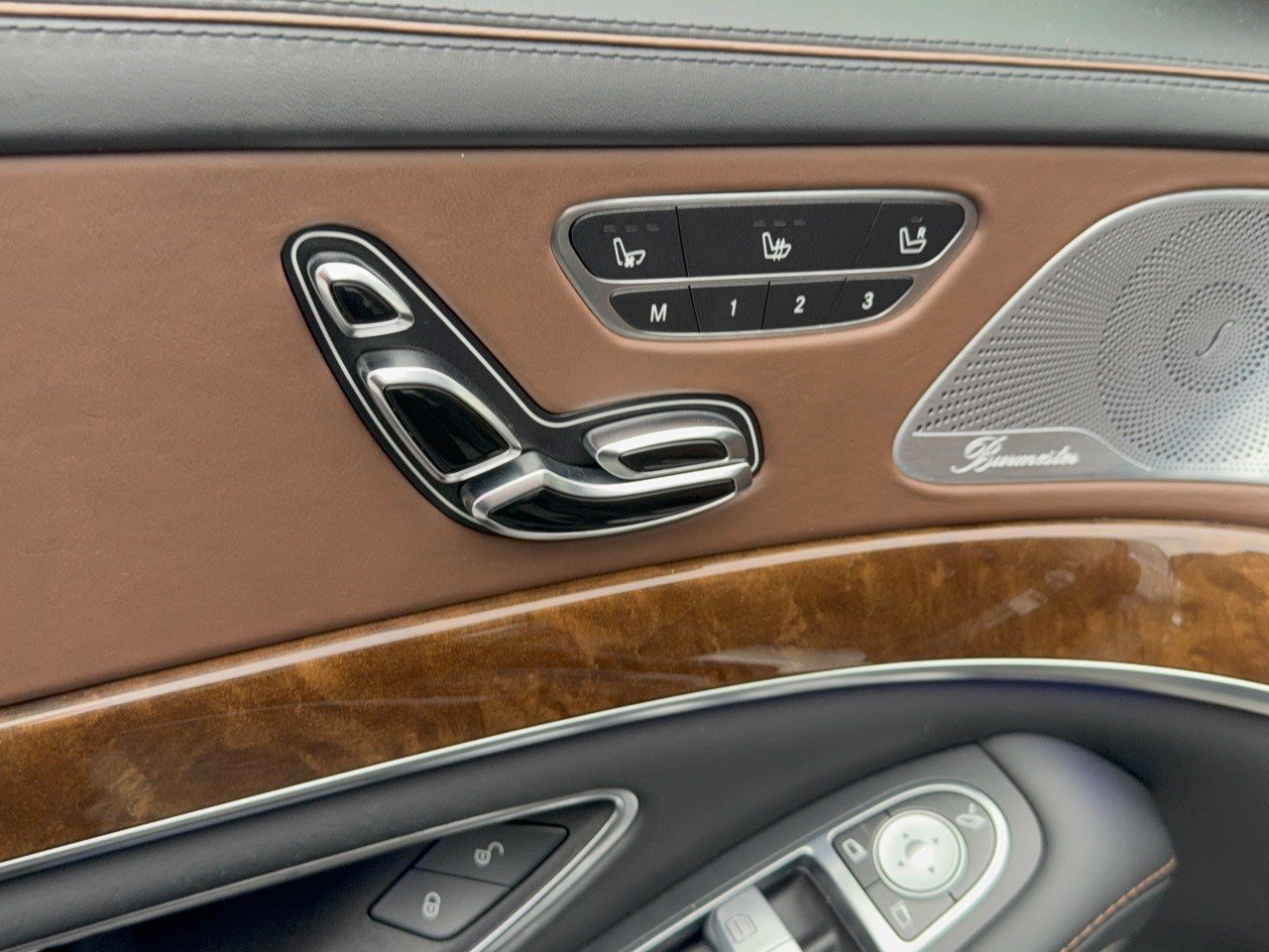Used 2014 Mercedes-Benz S 550 Sedan image 16