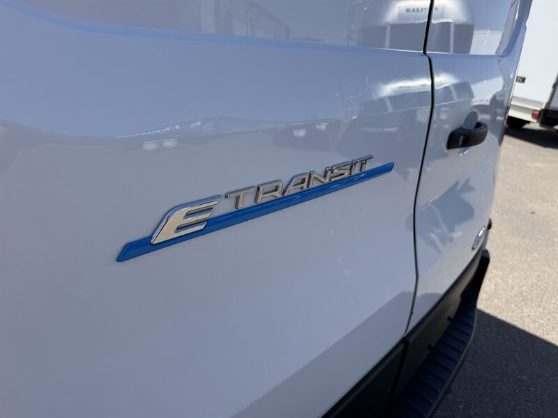 Used 2023 Ford E-Transit Medium Roof RWD image 7