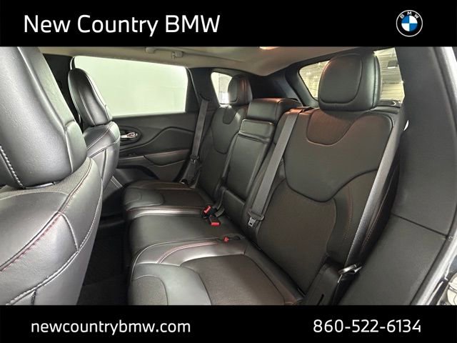 Used 2017 Jeep Cherokee Trailhawk w/ Comfort/Convenience Group image 26