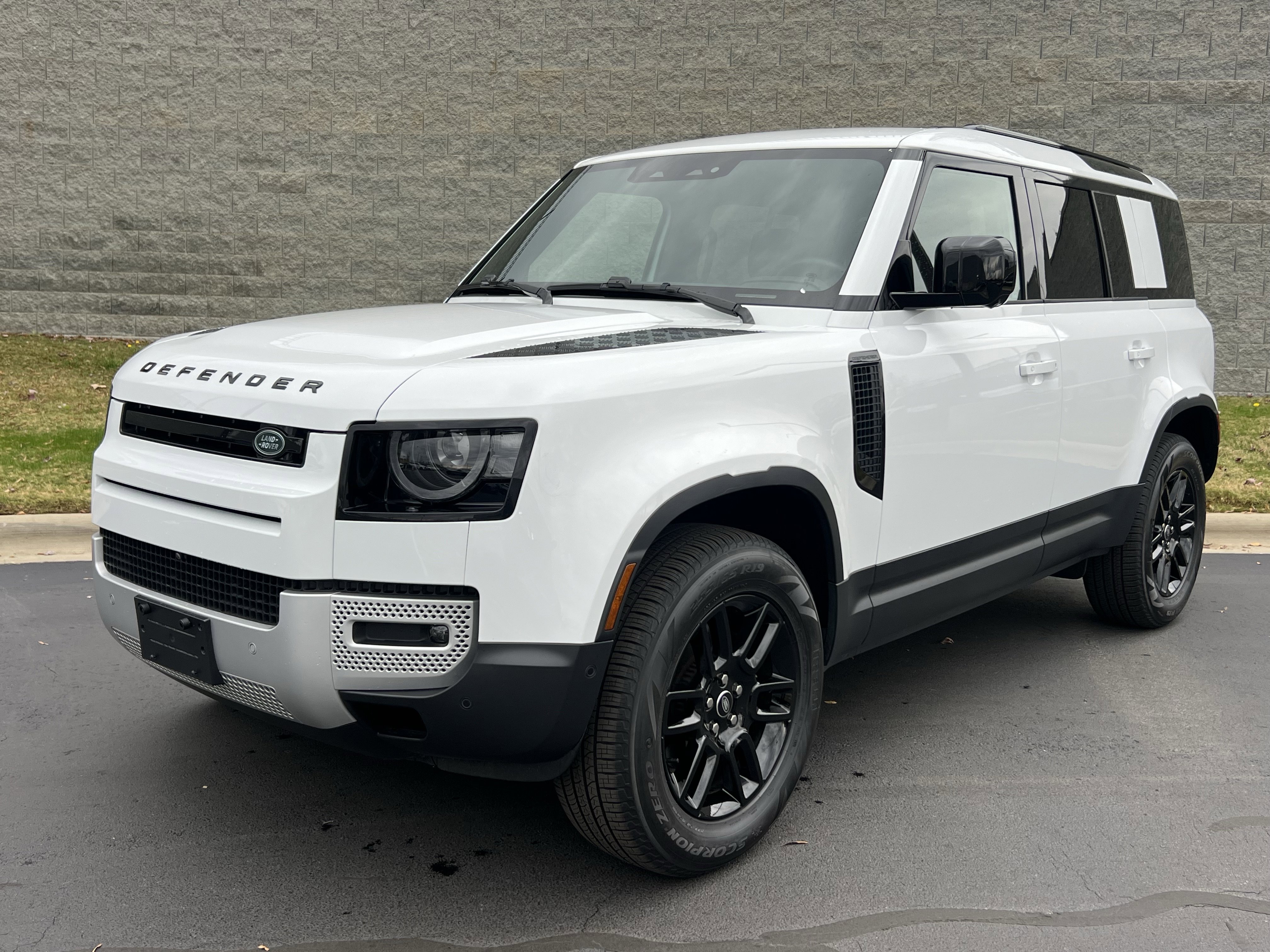 Certified 2025 Land Rover Defender 110 S image 1