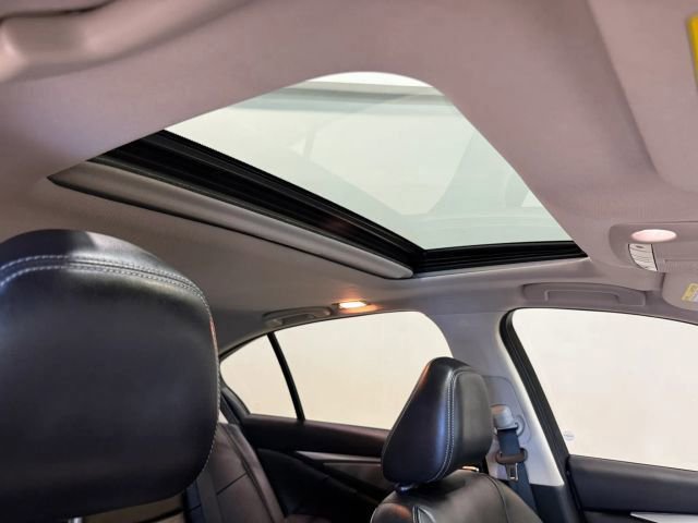 Used 2018 INFINITI Q50 Sport AWD/4WD image 19