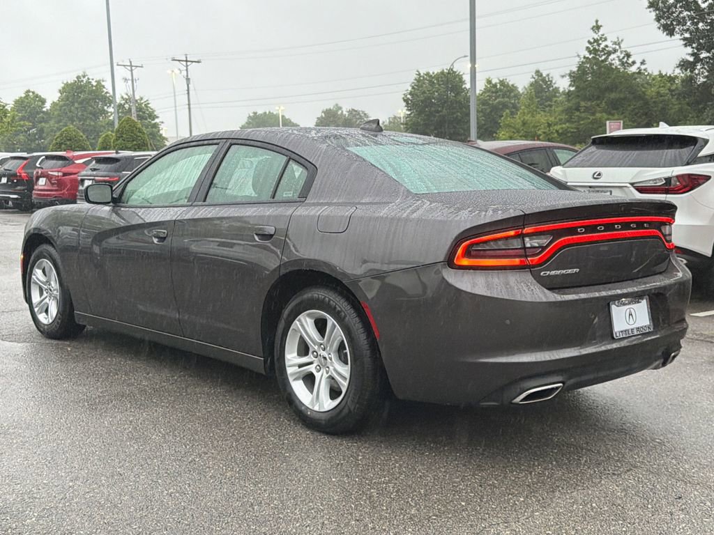 Used 2023 Dodge Charger SXT RWD image 5
