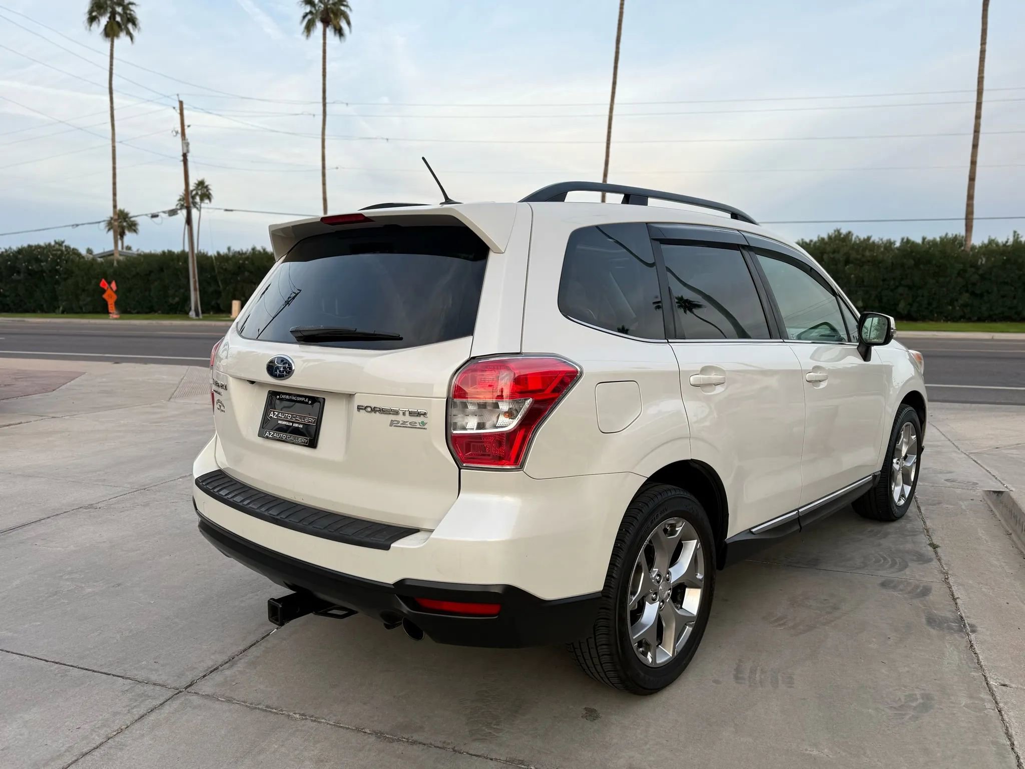 Used 2015 Subaru Forester 2.5i Touring w/ Popular Package #2 image 16