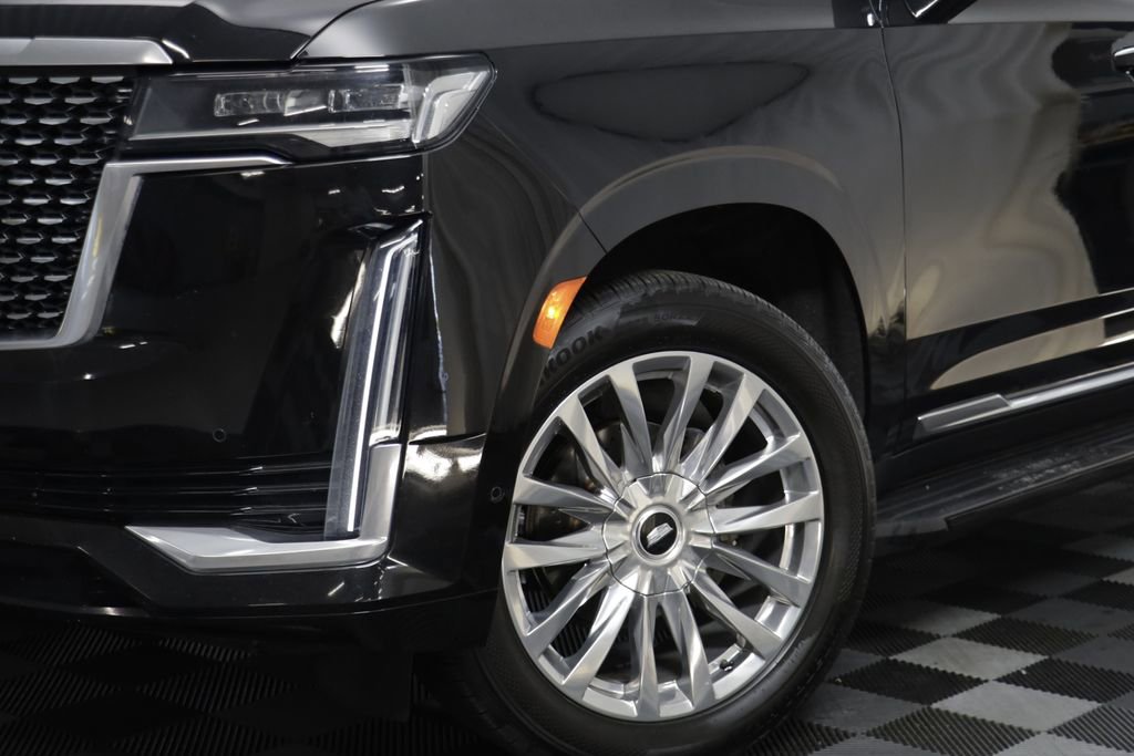Used 2021 Cadillac Escalade Premium Luxury AWD/4WD image 3