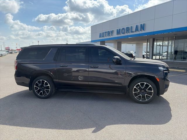 Used 2023 Chevrolet Suburban RST w/ Luxury Package AWD/4WD image 7