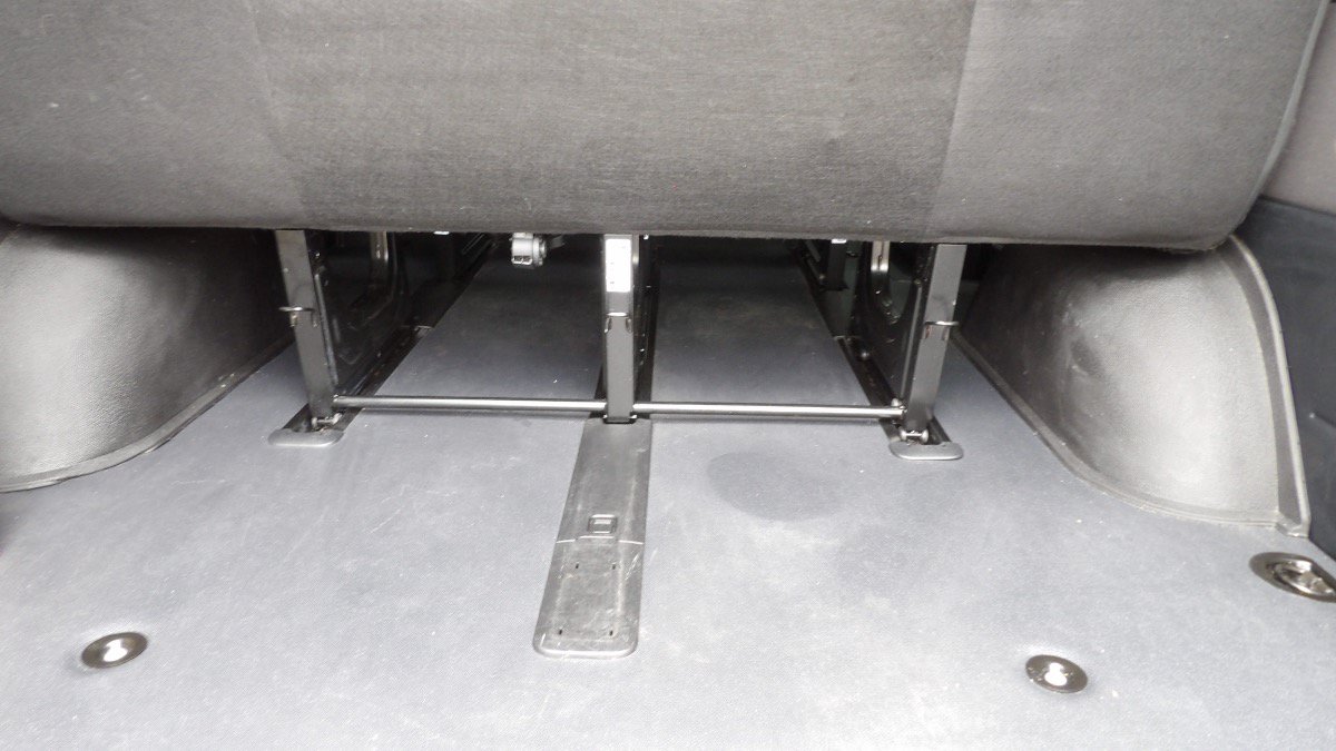 Used 2025 Mercedes-Benz Sprinter 2500 image 32