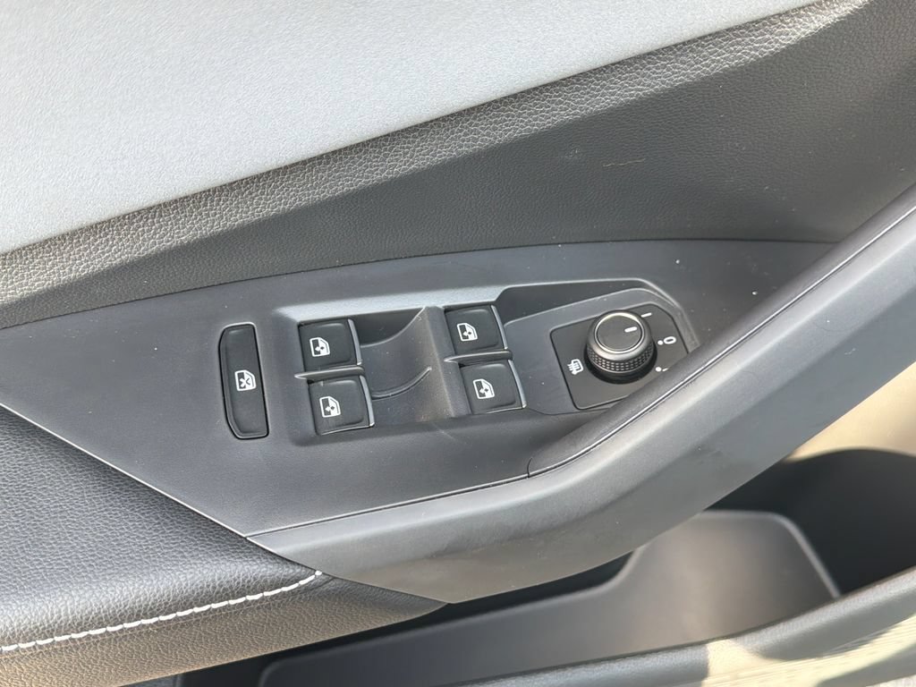 New 2026 Volkswagen Jetta SE FWD image 26