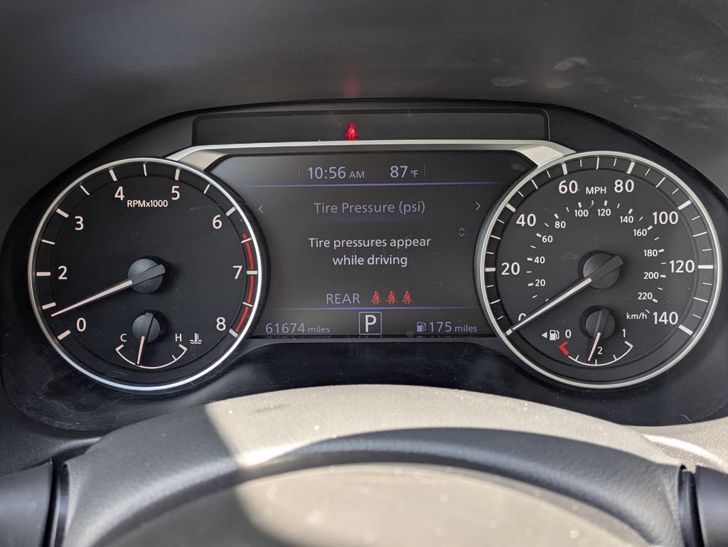 Used 2024 Nissan Altima 2.5 SV FWD image 23