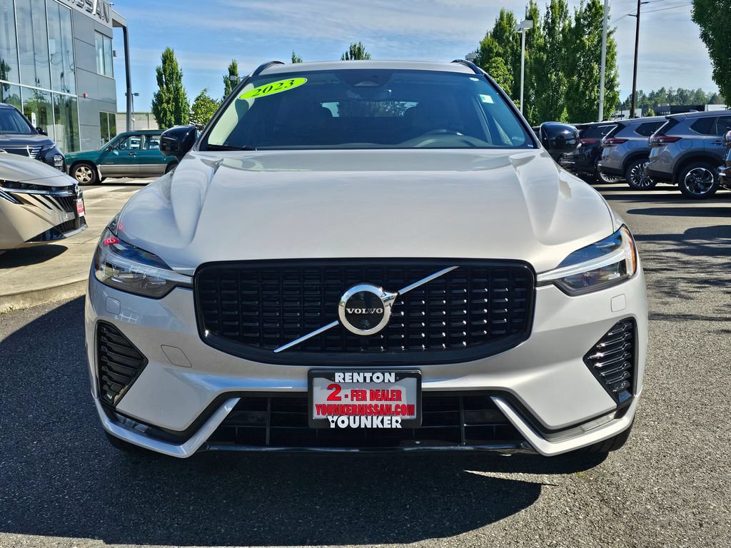 Used 2023 Volvo XC60 B5 Plus w/ Climate Package AWD/4WD image 2