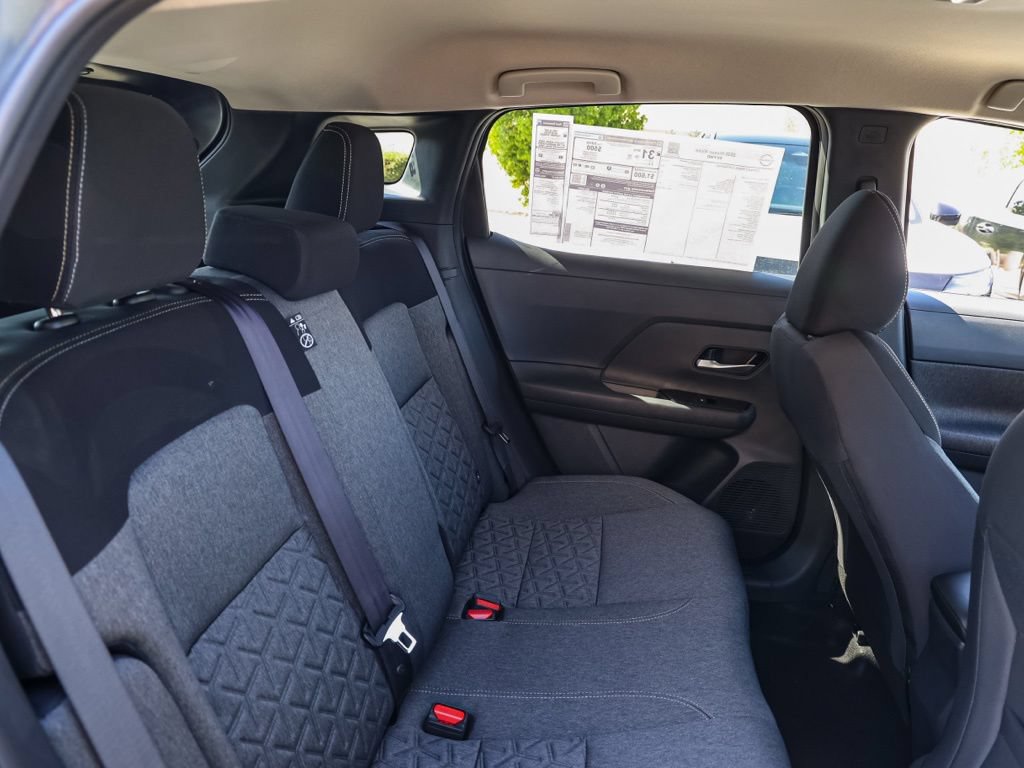 New 2026 Nissan Kicks SV w/ Cold Weather Package FWD image 18