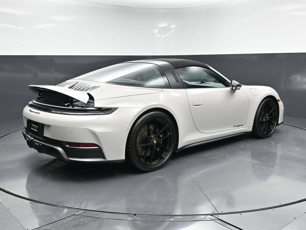 Certified 2026 Porsche 911 Targa 4 GTS AWD/4WD image 9