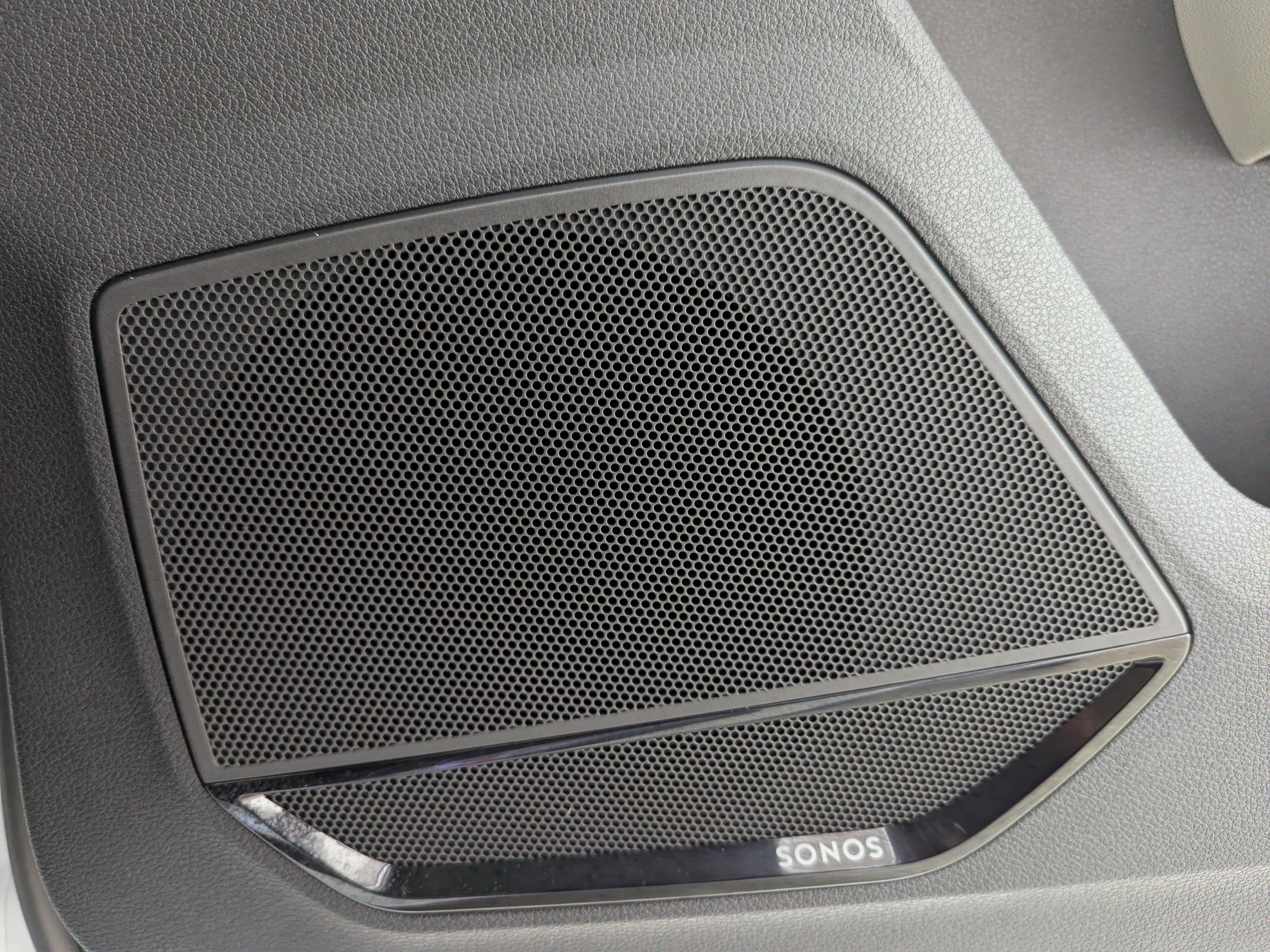 Certified 2024 Audi Q3 2.0T Premium Plus w/ Premium Plus Package image 22