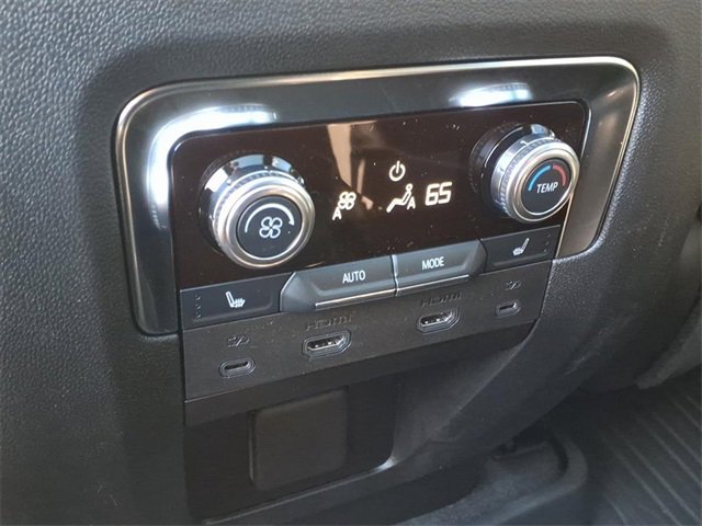 New 2026 GMC Yukon Denali w/ Advanced Technology Package image 18