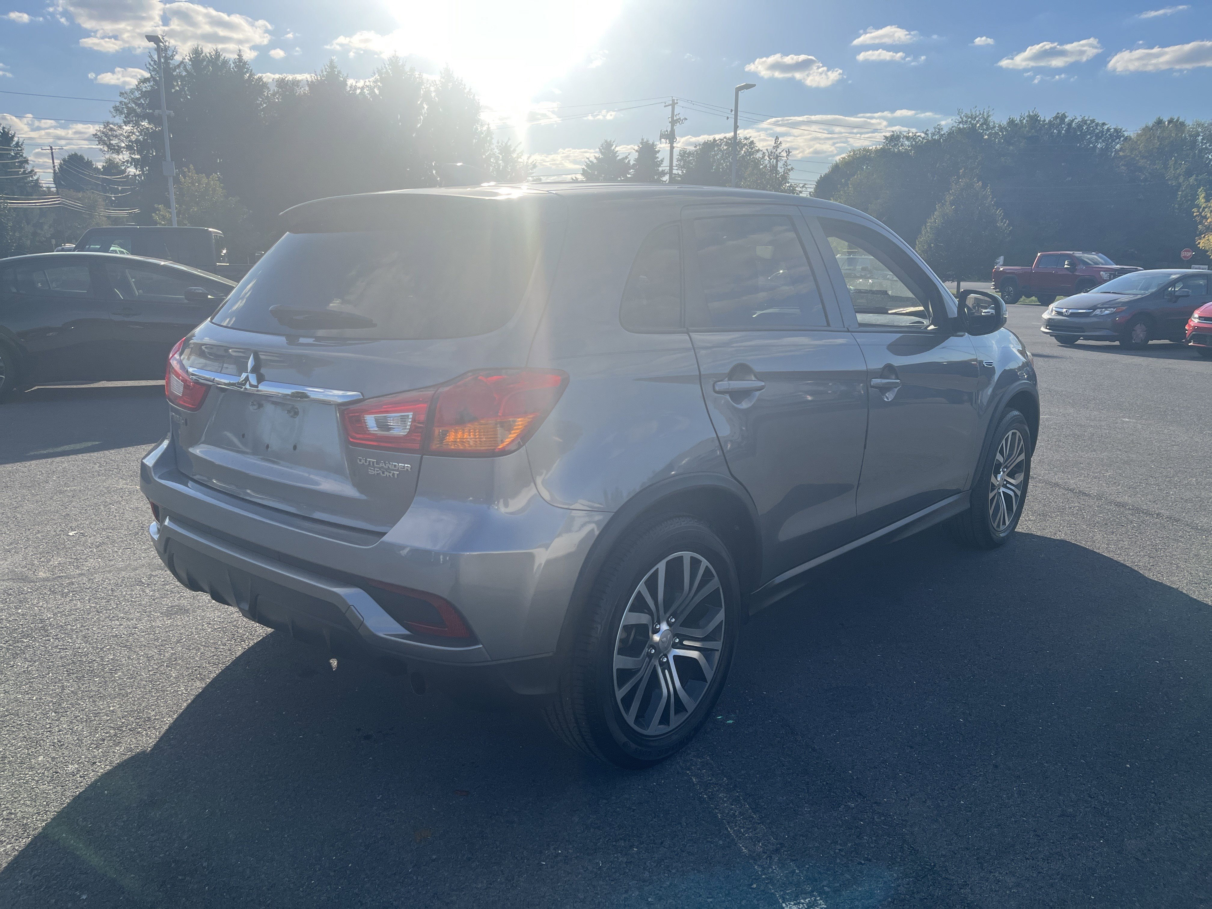 Used 2018 Mitsubishi Outlander Sport ES image 5