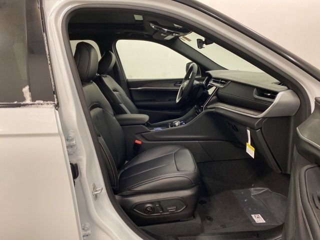 New 2025 Jeep Grand Cherokee L Limited image 29