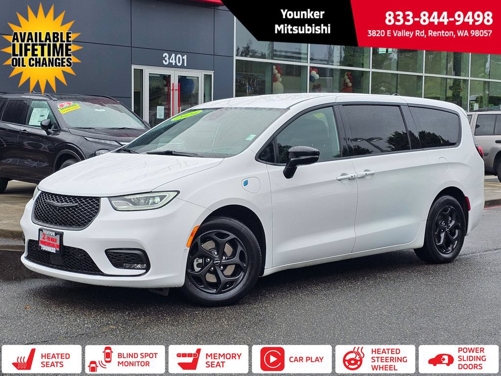 Used 2024 Chrysler Pacifica Limited