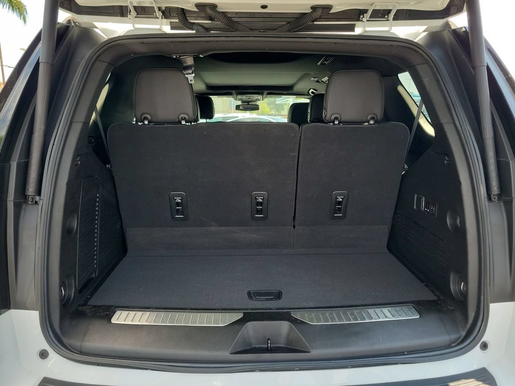 Used 2023 Chevrolet Tahoe Premier RWD image 26