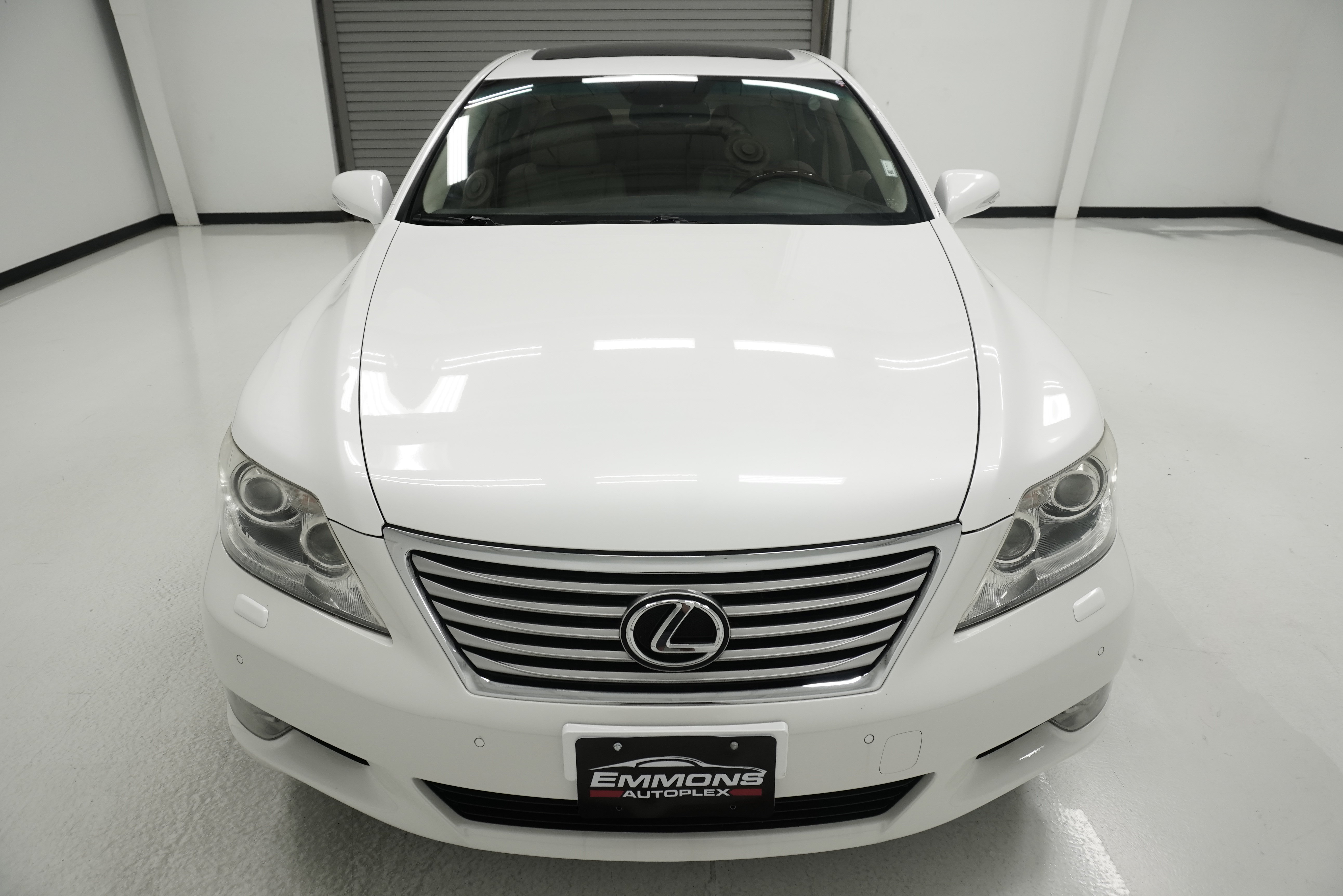 Used 2012 Lexus LS 460 w/ Luxury Value Edition RWD image 2
