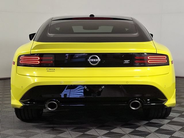Used 2024 Nissan Z Performance w/ Floor Mat Package RWD image 8