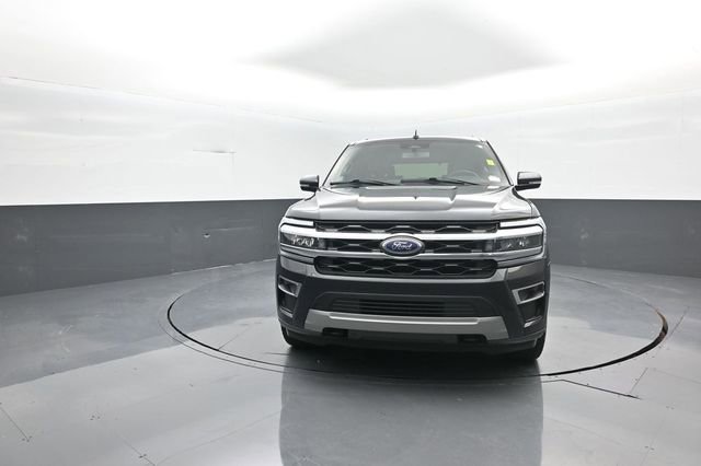 Used 2022 Ford Expedition Limited AWD/4WD image 3