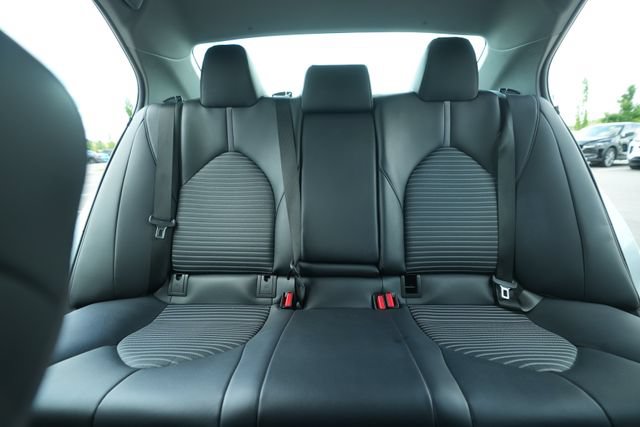 Used 2023 Toyota Camry SE FWD image 37