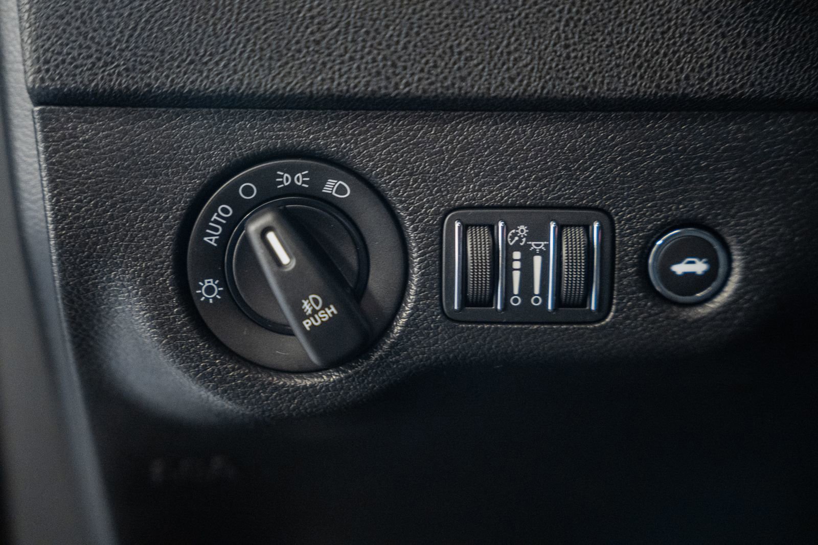 Used 2022 Dodge Charger GT w/ Blacktop Package image 46