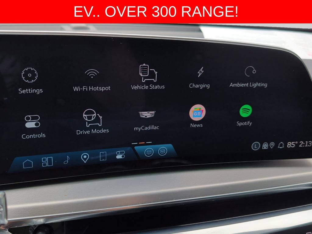 Used 2024 Cadillac Lyriq Luxury AWD/4WD image 20