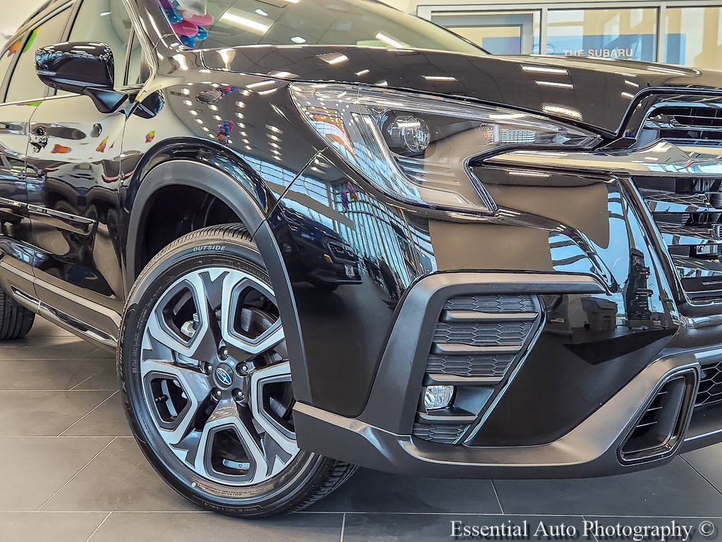 Used 2026 Subaru Ascent Limited AWD/4WD image 3