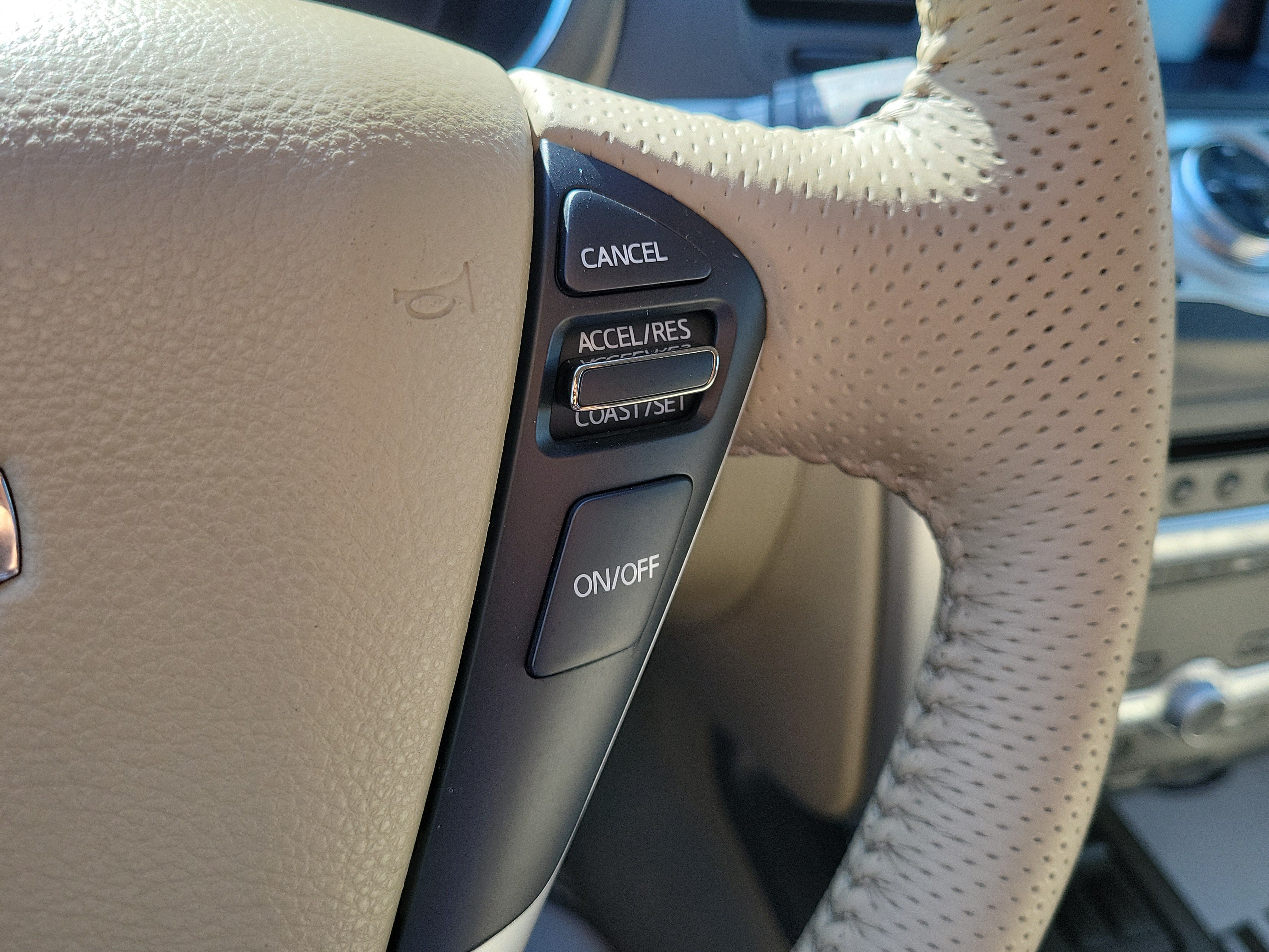 Used 2013 Nissan Murano SV FWD image 24