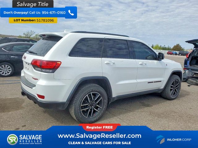 Used 2021 Jeep Grand Cherokee Trailhawk w/ Premium Lighting Group AWD/4WD image 4