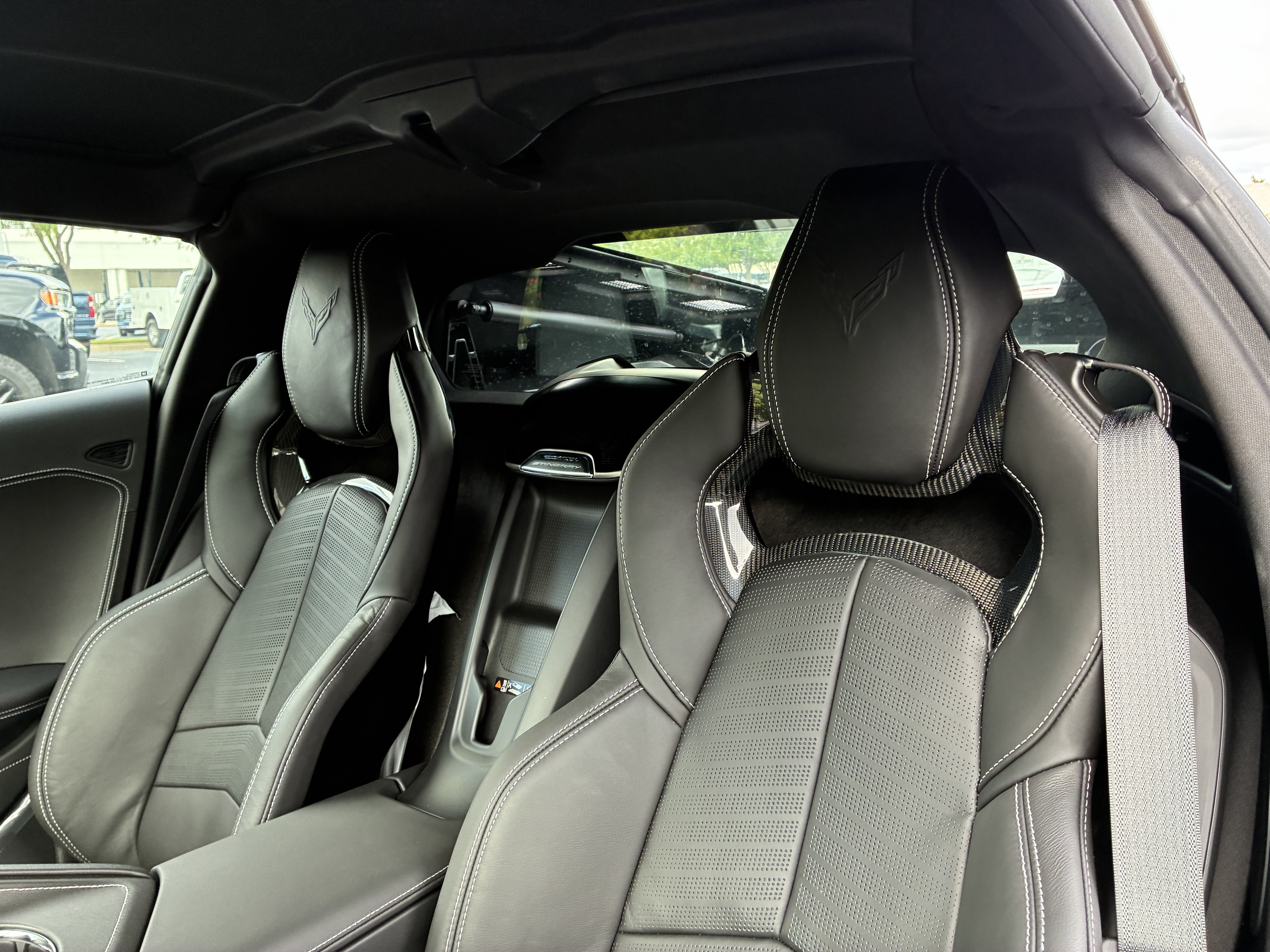 New 2027 Chevrolet Corvette Stingray Coupe w/ Stealth Interior Trim Package RWD image 13
